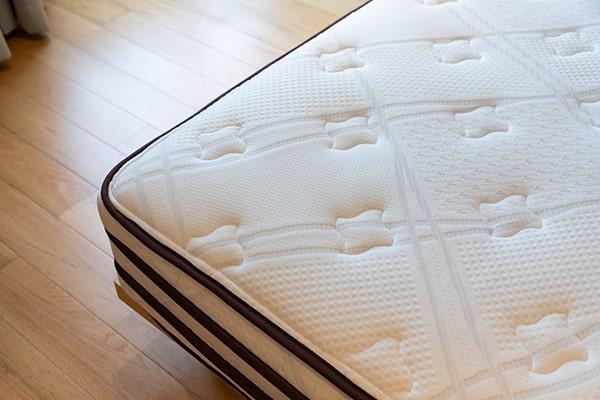 we specialize in mattress removal for all types of mattresses, including foam, innerspring, and hybrid mattresses